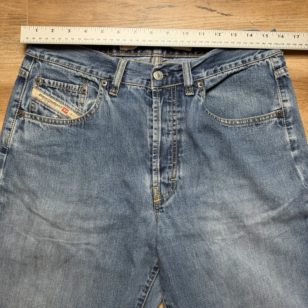 Vintage Diesel Cheyenne Jeans Men 32x34 Blue Straight Leg Made Italy Y2K (Tag34)